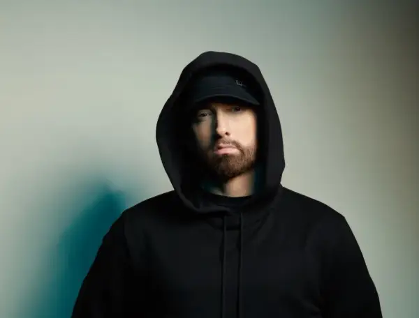 Ile lat ma Eminem? Zaskakujące fakty o jego wieku i karierze